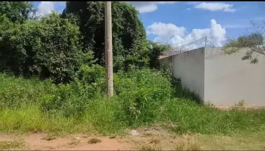 Lote/Terreno à venda, 300m² no Vale do Igapó, Bauru