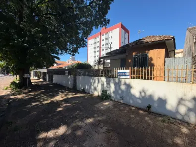 Casa com 3 Quartos à venda, 110m² no Zona 07, Maringá