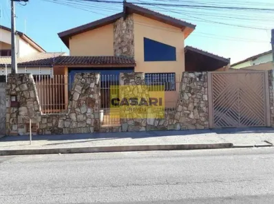 Sobrado com 3 Quartos à venda, 256m² no Jardim Oreana, Boituva