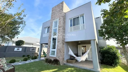 Casa com 4 Quartos à venda, 134m² no , Garopaba