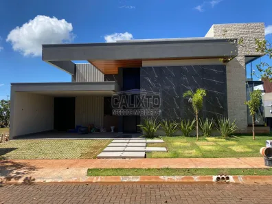 Casa de Condomínio com 4 Quartos à venda, 226m² no Centro, Uberlândia