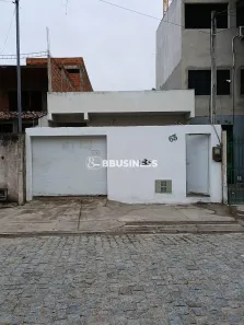 Casa com 1 Quarto à venda, 70m² no Parque Julião Nogueira, Campos dos Goytacazes