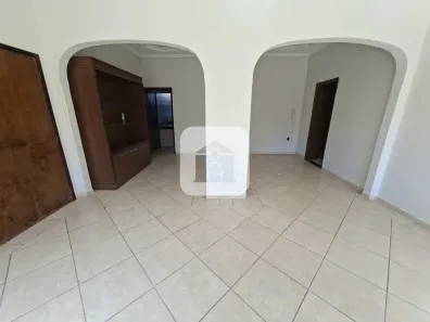 Apartamento com 3 Quartos para alugar, 164m² no Lídice, Uberlândia