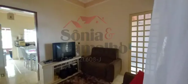 Casa com 2 Quartos à venda, 258m² no Jardim Maria Tereza, Cajuru