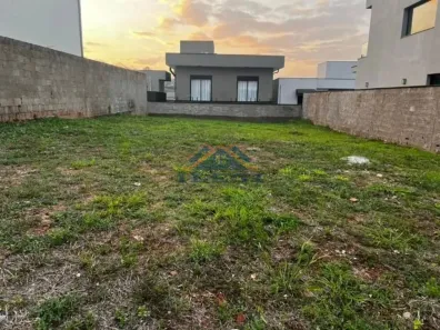 Lote/Terreno à venda, 300m² no Roncáglia, Valinhos