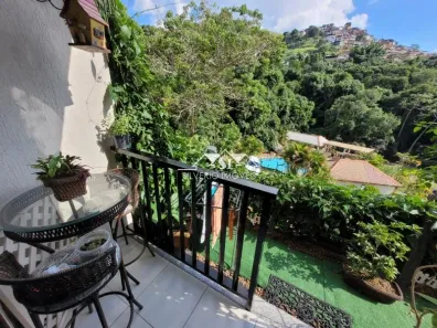 Apartamento com 2 Quartos à venda, 65m² no Samambaia, Petrópolis