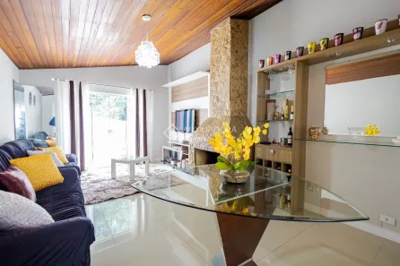 Casa com 3 Quartos à venda, 148m² no Cachoeira, Curitiba