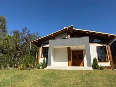 Casa de Condomínio com 3 Quartos à venda, 200m² no , Brumadinho