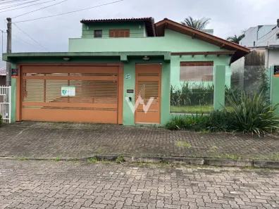 Casa com 5 Quartos para alugar, 153m² no Solar do Campo, Campo Bom