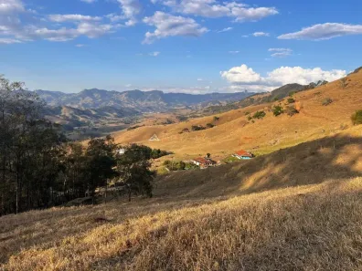 Lote/Terreno à venda, 2000m² no , São Bento do Sapucaí