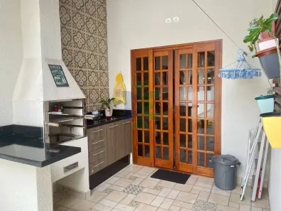 Casa com 3 Quartos à venda, 85m² no Loteamento Villa Branca, Jacareí