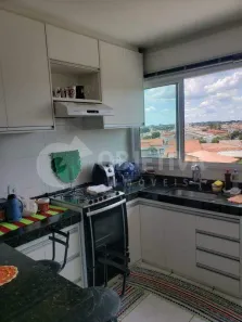 Apartamento com 2 Quartos à venda, 45m² no Jardim Patrícia, Uberlândia