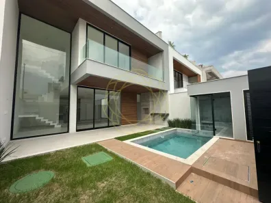 Casa de Condomínio com 3 Quartos à venda, 300m² no Recreio dos Bandeirantes, Rio de Janeiro