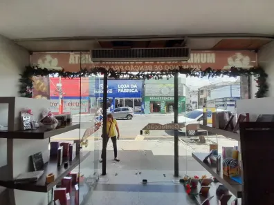 Prédio Comercial com 3 Quartos para alugar, 400m² no Batista Campos, Belém