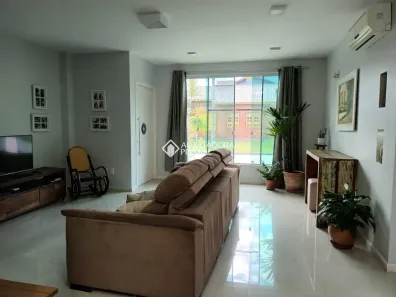 Casa de Condomínio com 4 Quartos para alugar, 224m² no Ponta das Canas, Florianópolis