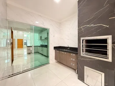 Casa com 3 Quartos para alugar, 104m² no Jardim Monte Rei, Maringá