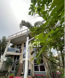 Casa com 4 Quartos à venda, 330m² no Interlagos, Vila Velha