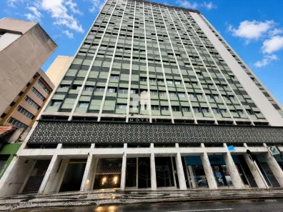 Apartamento com 4 Quartos à venda, 146m² no Centro, Curitiba