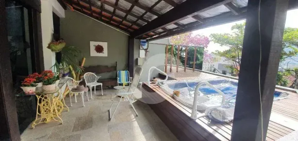 Casa com 4 Quartos à venda, 414m² no São Francisco, Niterói