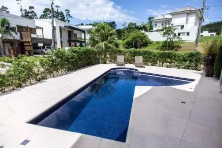 Casa com 3 Quartos à venda, 300m² no Ariribá, Balneário Camboriú