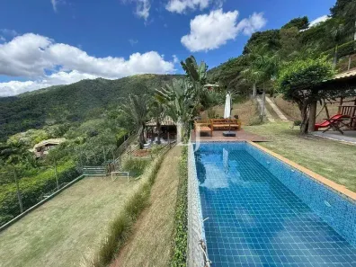 Casa de Condomínio com 4 Quartos à venda, 206m² no Pedro do Rio, Petrópolis