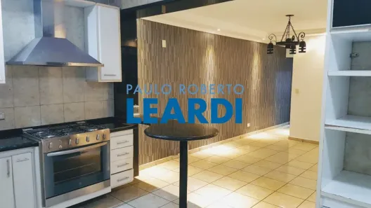 Sobrado com 3 Quartos à venda, 210m² no Vila Camilópolis, Santo André
