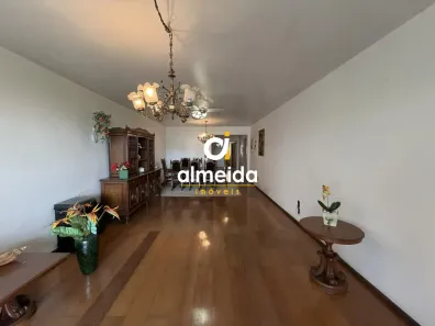 Apartamento com 4 Quartos à venda, 180m² no Centro, Santa Maria