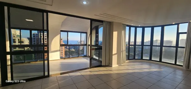Apartamento com 3 Quartos para alugar, 200m² no Barra da Tijuca, Rio de Janeiro