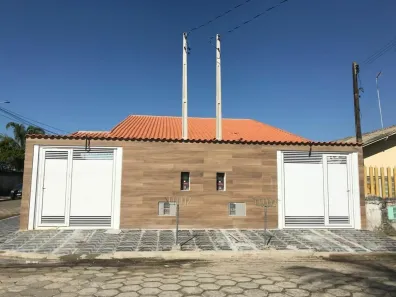 Casa com 2 Quartos à venda, 125m² no Balneario Regina Maria, Mongaguá