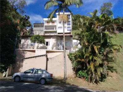 Casa de Condomínio com 3 Quartos à venda, 350m² no Caraguatá, Mairiporã