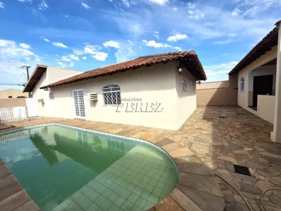 Casa com 3 Quartos à venda, 156m² no Santa Mônica, Londrina