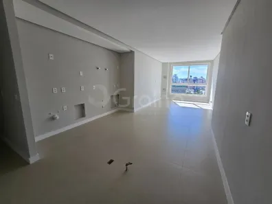 Apartamento com 2 Quartos à venda, 73m² no Centro, Florianópolis