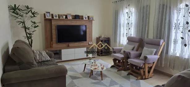 Casa com 3 Quartos à venda, 325m² no Vila Josefina, Jundiaí