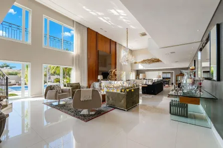 Casa de Condomínio com 4 Quartos à venda, 930m² no Campo Comprido, Curitiba