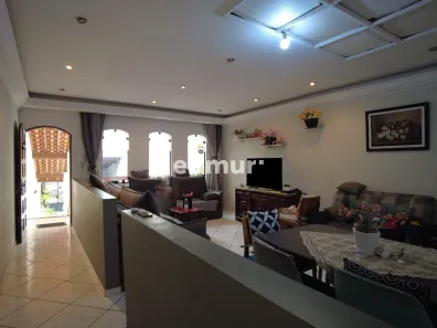 Casa com 4 Quartos para alugar, 300m² no Vila Pires, Santo André