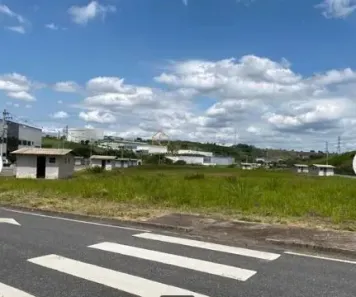 Lote/Terreno à venda, 639m² no Jardim Rio Comprido, Jacareí