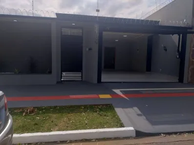 Casa com 3 Quartos à venda, 210m² no Vila Palmira, Campo Grande