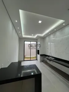 Casa com 3 Quartos à venda, 84m² no Novo Mundo, Uberlândia