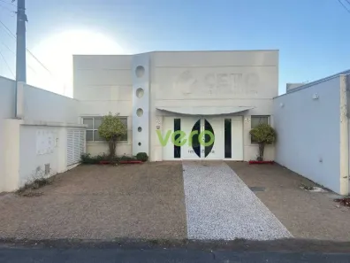 Imóvel Comercial para alugar, 211m² no Jardim Glória, Americana