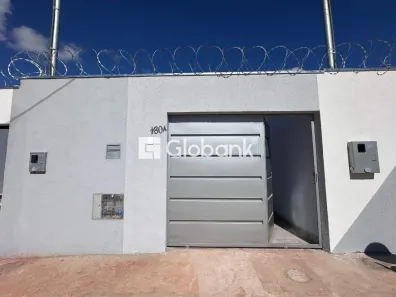 Casa com 2 Quartos à venda, 45m² no Loteamento Vila Aliança, Montes Claros