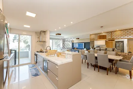 Apartamento com 3 Quartos à venda, 122m² no São Francisco, Curitiba