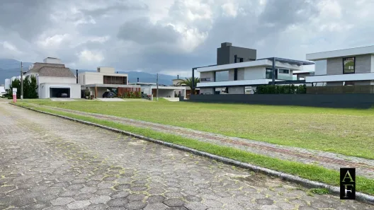 Lote/Terreno à venda, 600m² no Palhocinha, Garopaba