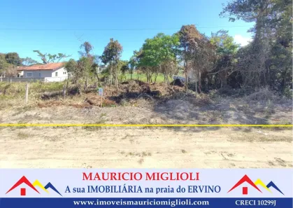 Lote/Terreno à venda, 300m² no Praia do Ervino, São Francisco do Sul