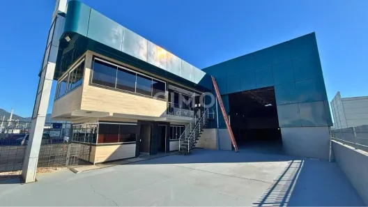 Galpão/Depósito/Armazém para alugar, 730m² no Pachecos, Palhoça