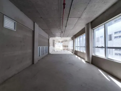 Sala Comercial para alugar, 430m² no Santa Efigênia, Belo Horizonte