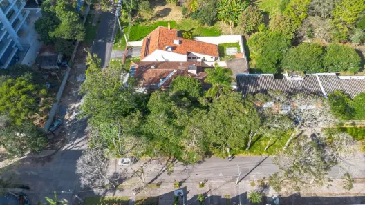 Lote/Terreno à venda, 526m² no Hugo Lange, Curitiba