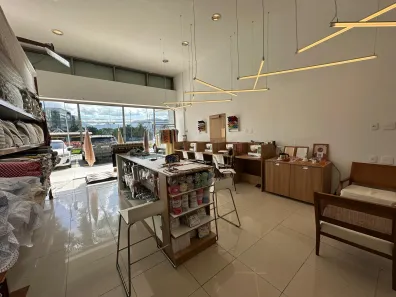 Ponto Comercial com 1 Quarto à venda, 125m² no Recreio dos Bandeirantes, Rio de Janeiro