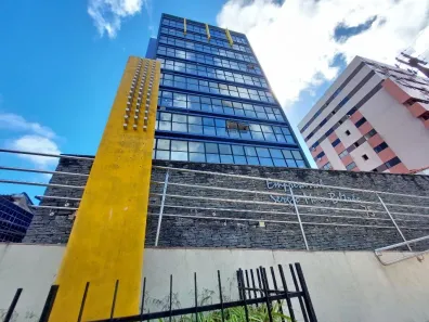 Sala Comercial para alugar, 240m² no Coelhos, Recife