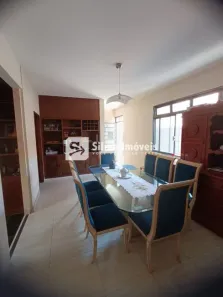 Casa com 5 Quartos à venda, 250m² no Bom Jesus, Uberlândia