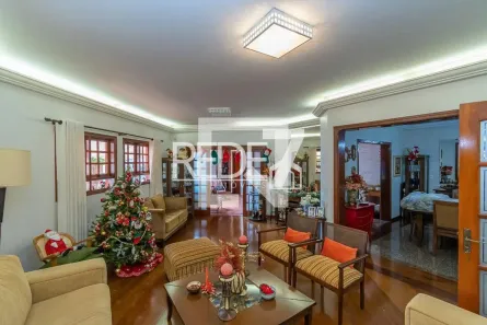 Casa com 4 Quartos à venda, 300m² no Jardim São Carlos, Campinas